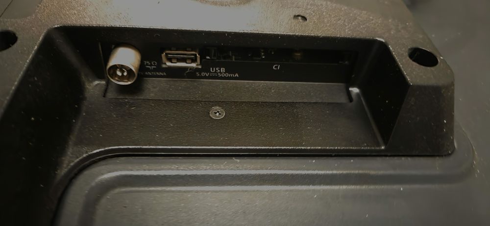 Televizor LED Philips, 80 cm, 32PHT4203/12, HD, Clasa A+ 

Diagonala d