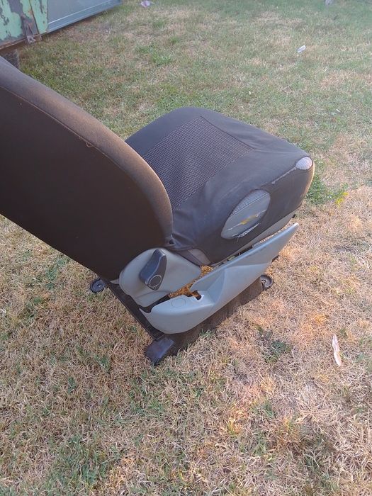 Седалка за Renault Trafic