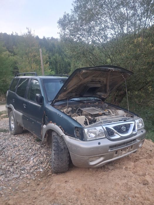 Dezmembrez nissan terano II 2 7 diesel