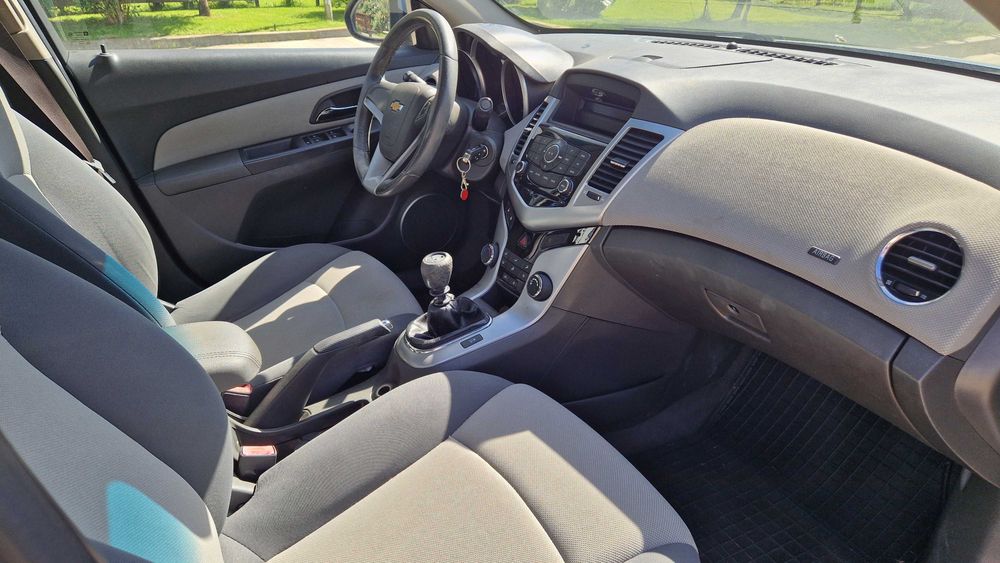 OCAZIE! Chevrolet Cruze 1.6 benzina 113 cp, 2010