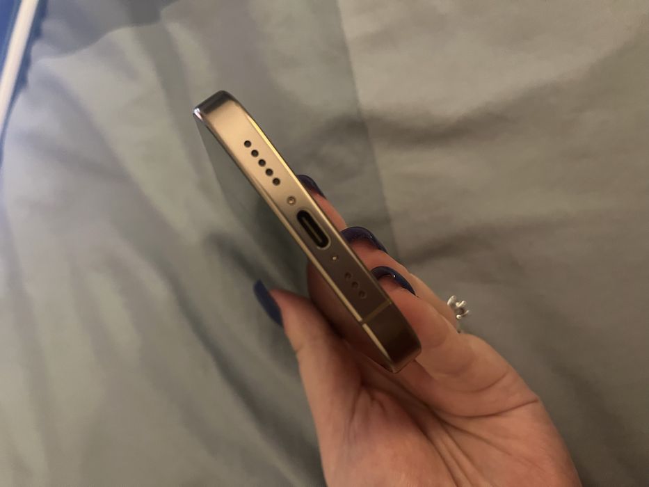 Iphone 16 pro 128 gb