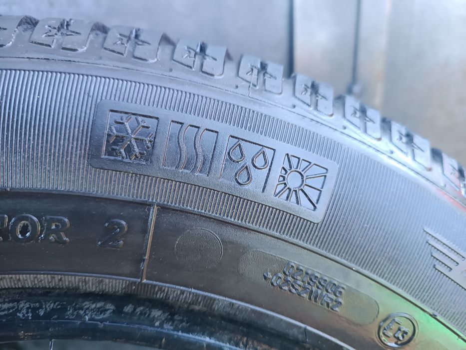 185/65/14 Debica