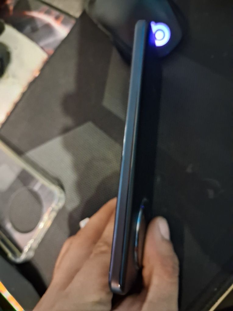 Продавам HUAWEI nova Y90 - отлично състояние