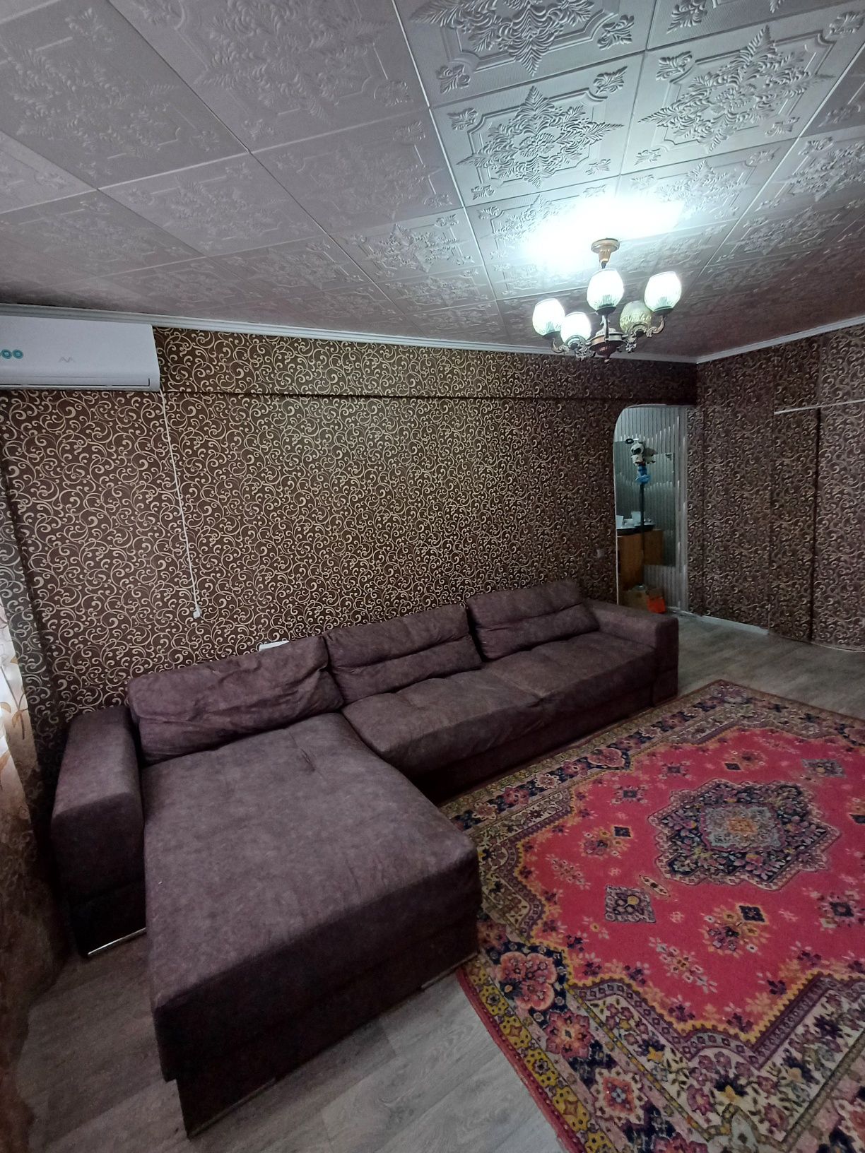 ПРОДАМ трёхкомнатную квартиру в центре