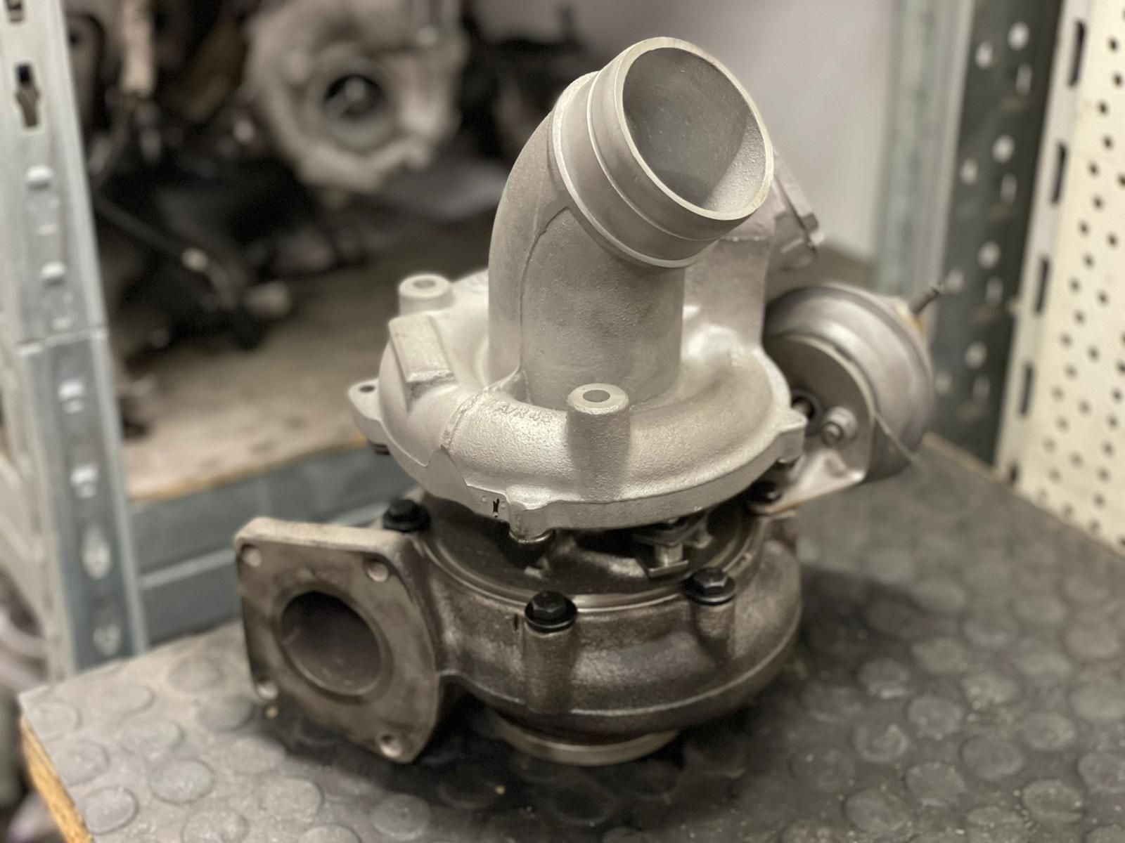 Turbina Vw Touareg 2.5 TDI BAC 174 CP Reconditionata 716885