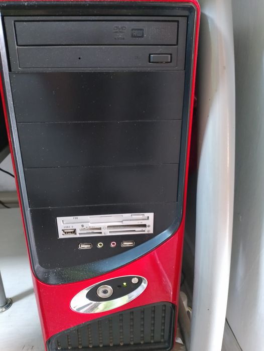 Компьютер игровой б у в отличном состоянии