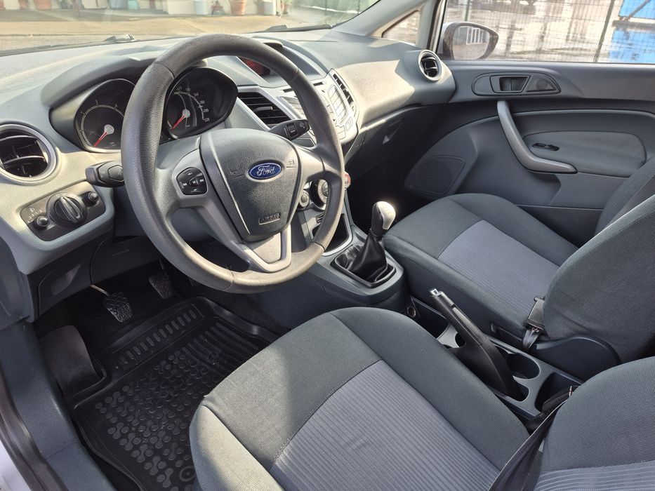 Urgent...Ford Fiesta 1.6 Diesel