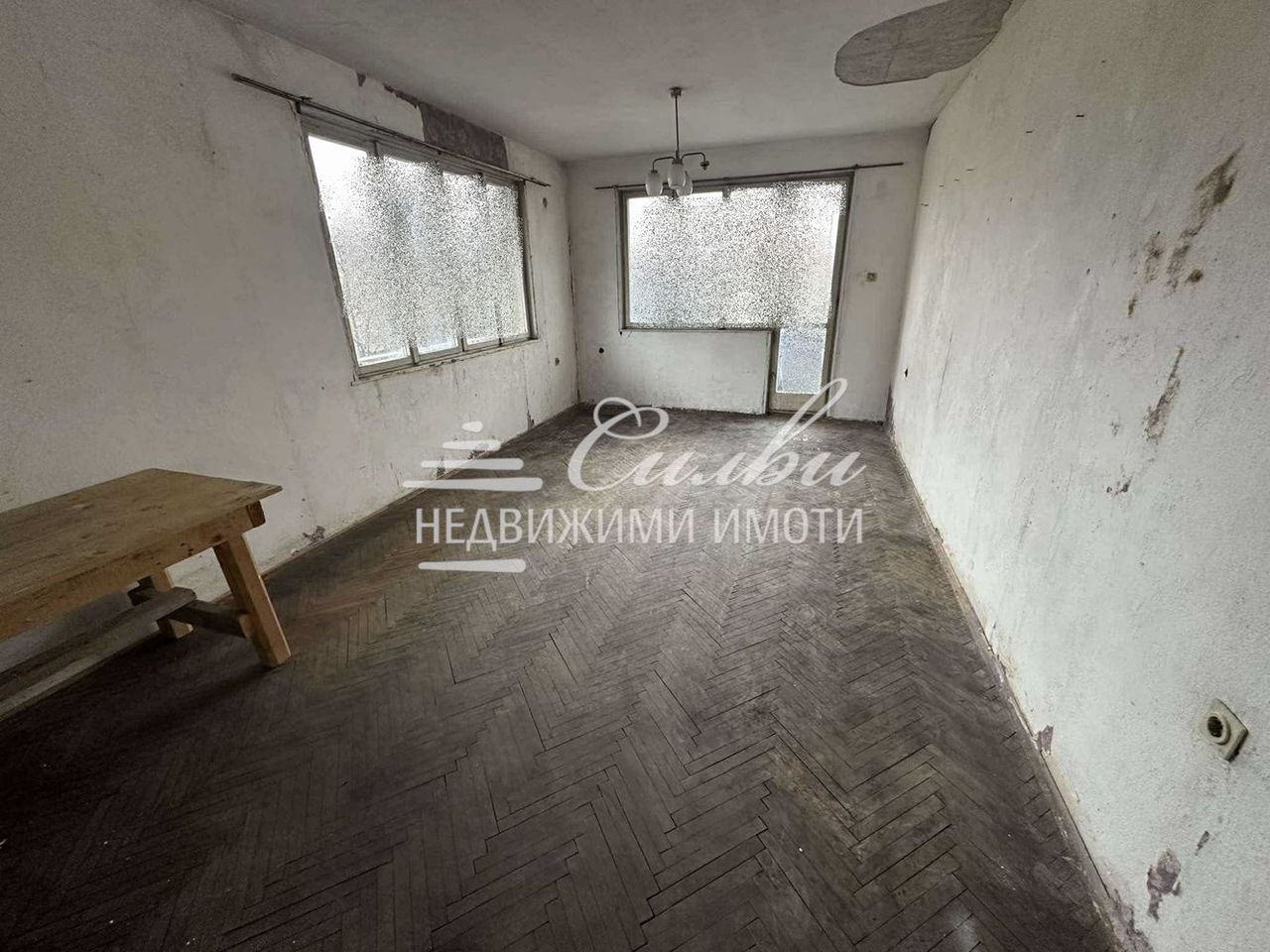 Продава се Четиристаен апартамент в Търговище, Център - 109 кв.м за 772 €/кв.м - Снимка #6