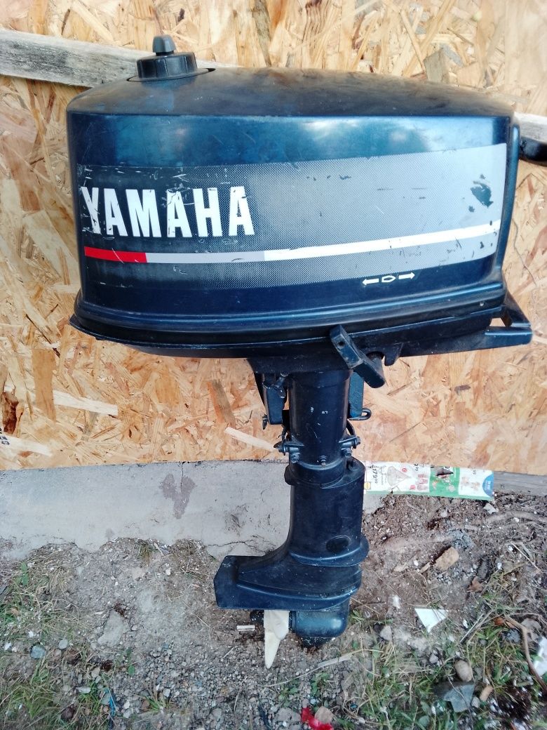 Barca pneumatica cu motor Yamaha 4hpa