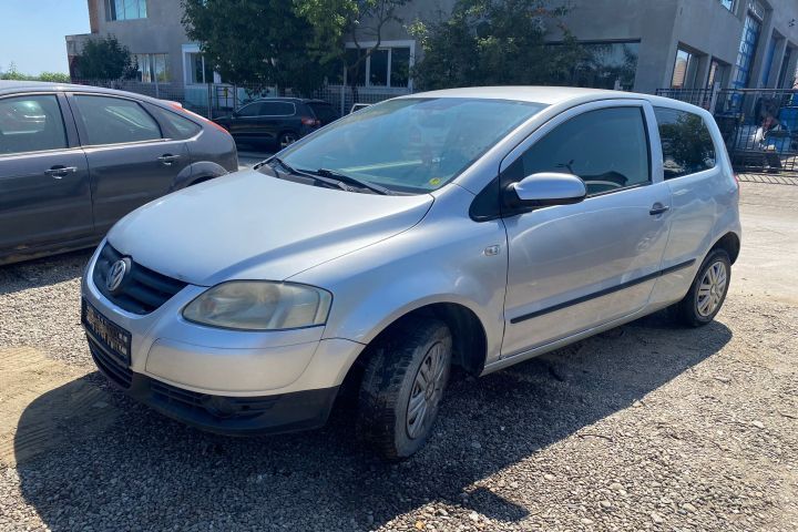 Dezmembrez Volkswagen VW Fox 2 [facelift] [2005 - 2009] Hatchback 3-u