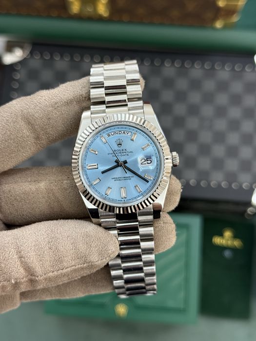 Rolex Day-Date 40 Platinum Baguette