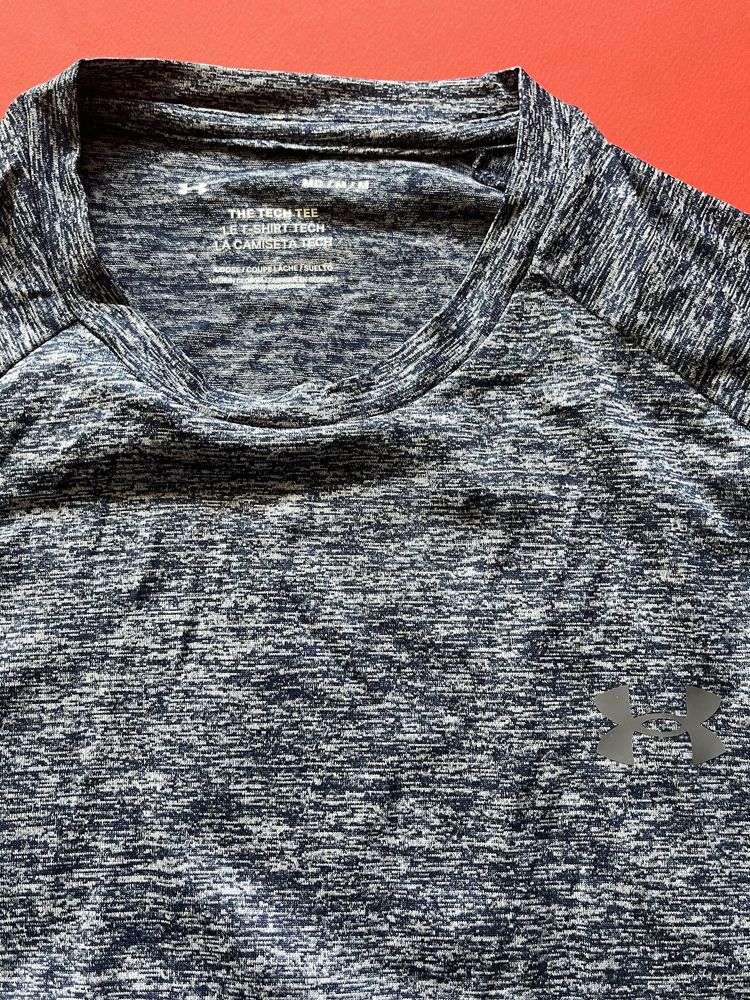 Under Armour : The Tech Tee - Размер М / Оригинал
