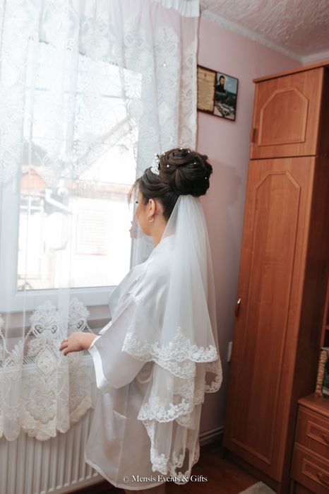 Rochiță deosebită de mireasă