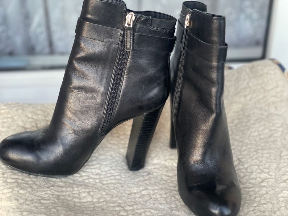 Кожени боти с висок ток, No. 37, марка Guess