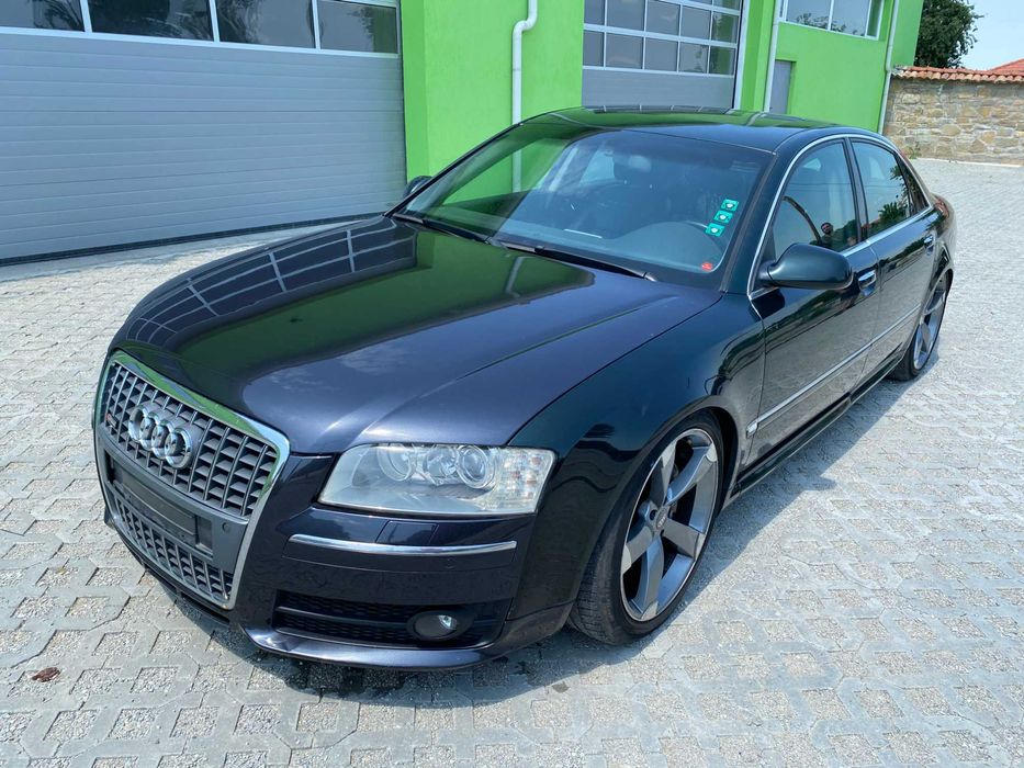AUDI S8 На части