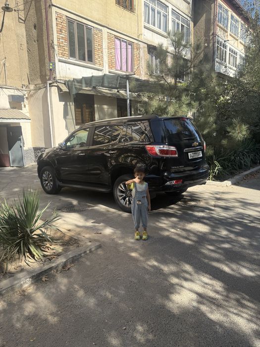 Автомобиль Треблэйзер  продаю