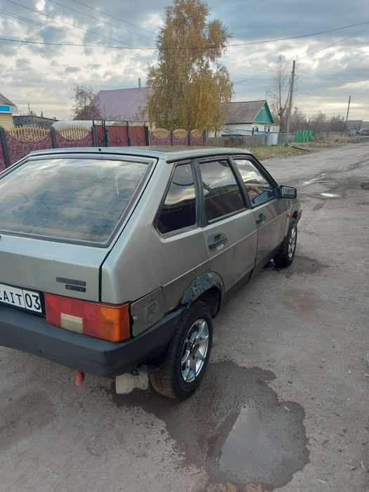 Продам ваз 2109.