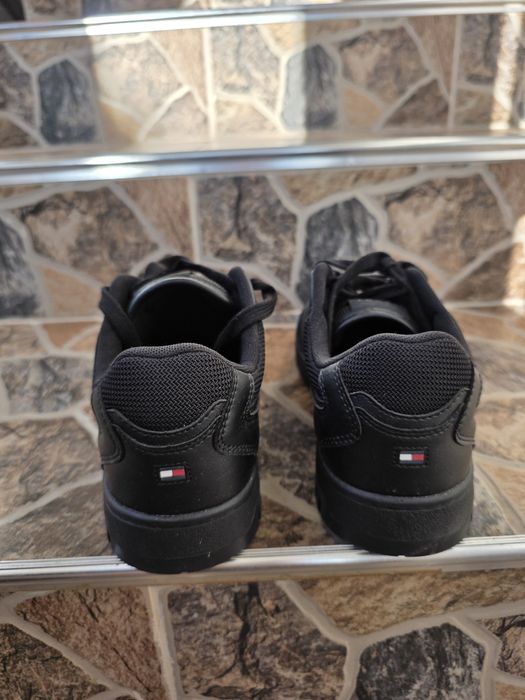 Обувки Tommy Hilfiger TH Basket Core Essential