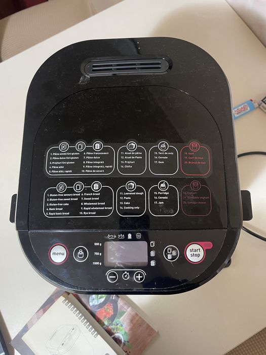 Masina de facut paine Tefal PF240E38 1kg 700W 20 Programe