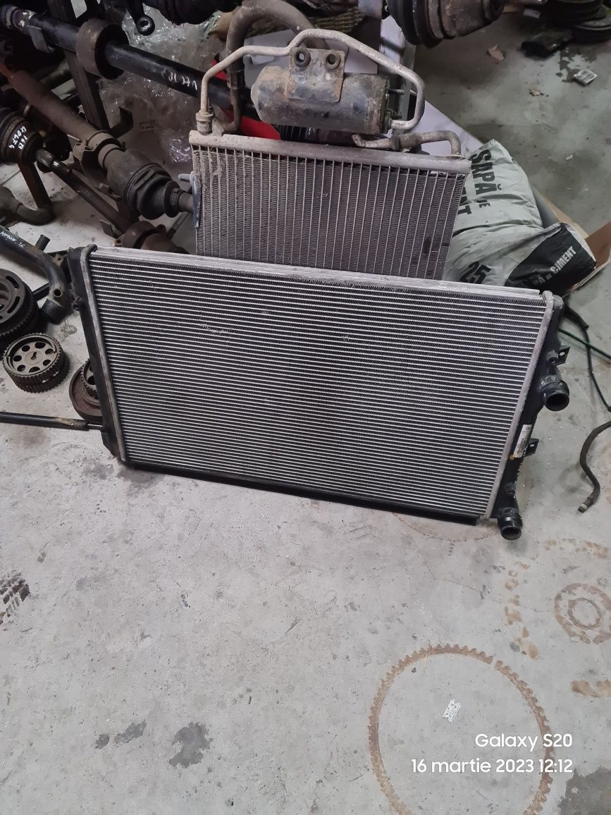 Radiator apa seat leon 1.8 benzina 2011