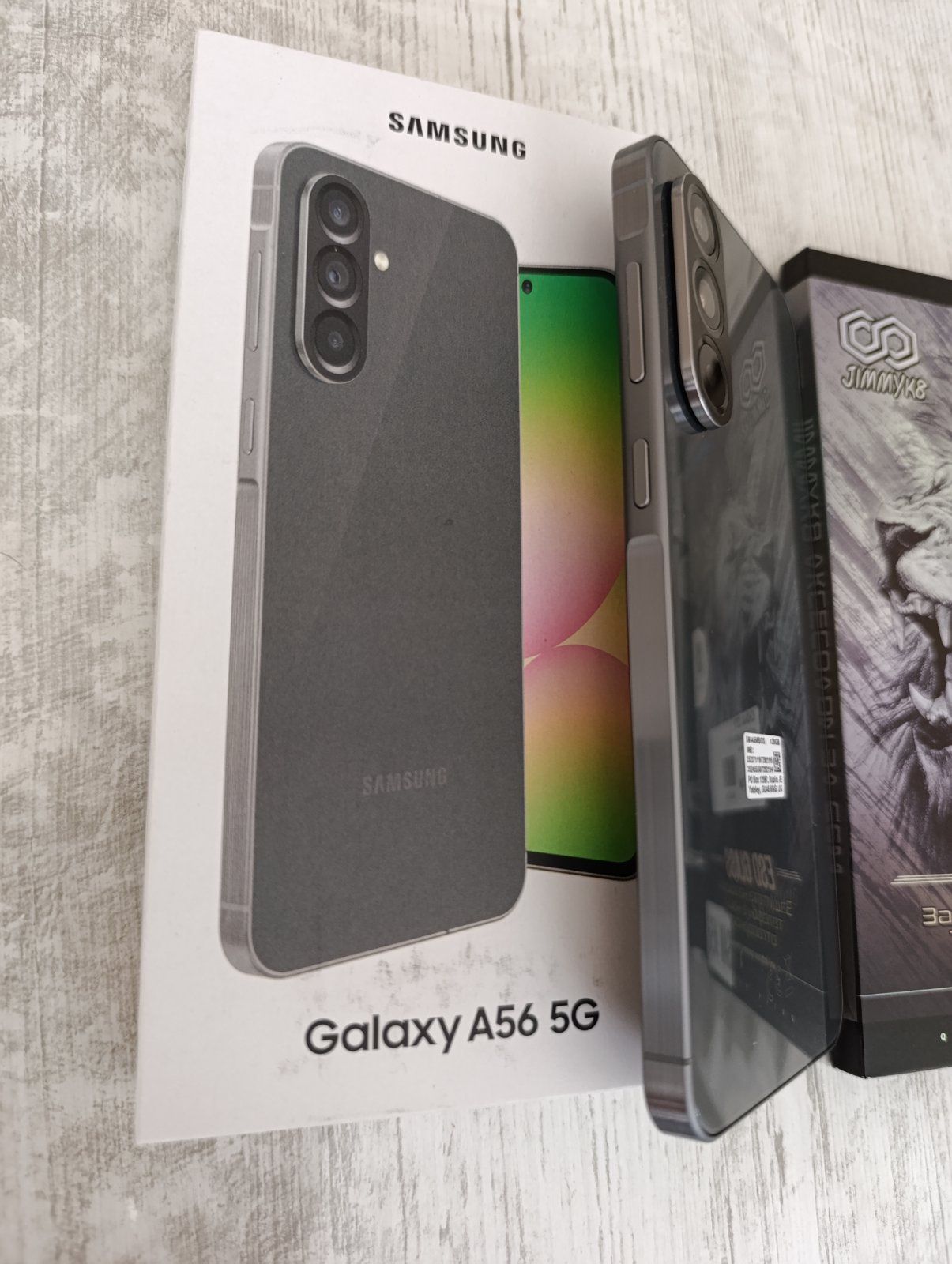 Samsung A56 Нов три години гаранция