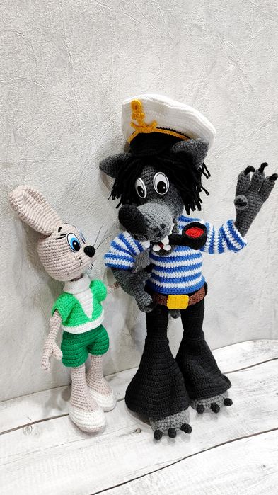 Волк и Заяц Ну, погоди - игрушка вязаная, подарок, сувенир
