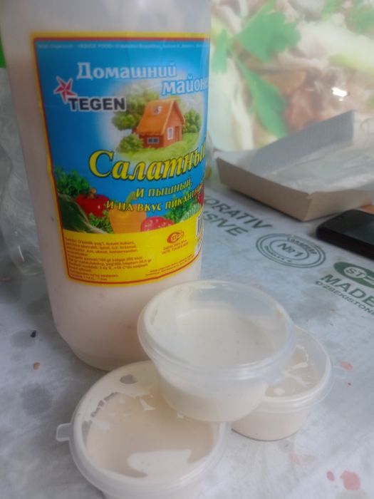 Hot dog va fast foot uchun sous chesnochniy