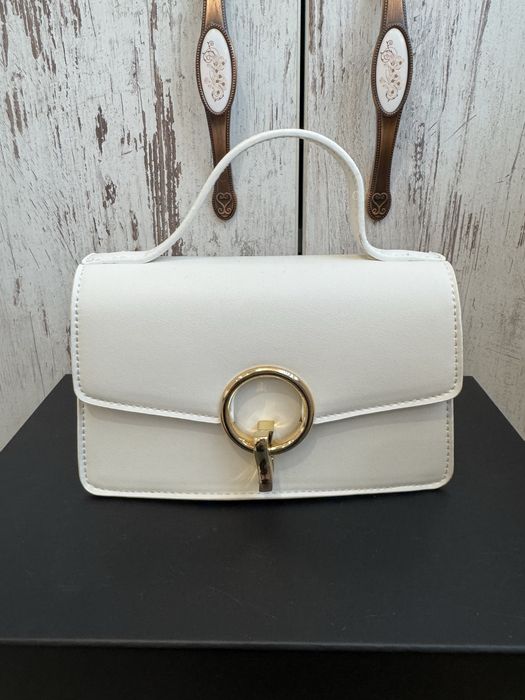 Бяла чанта Stradivarius