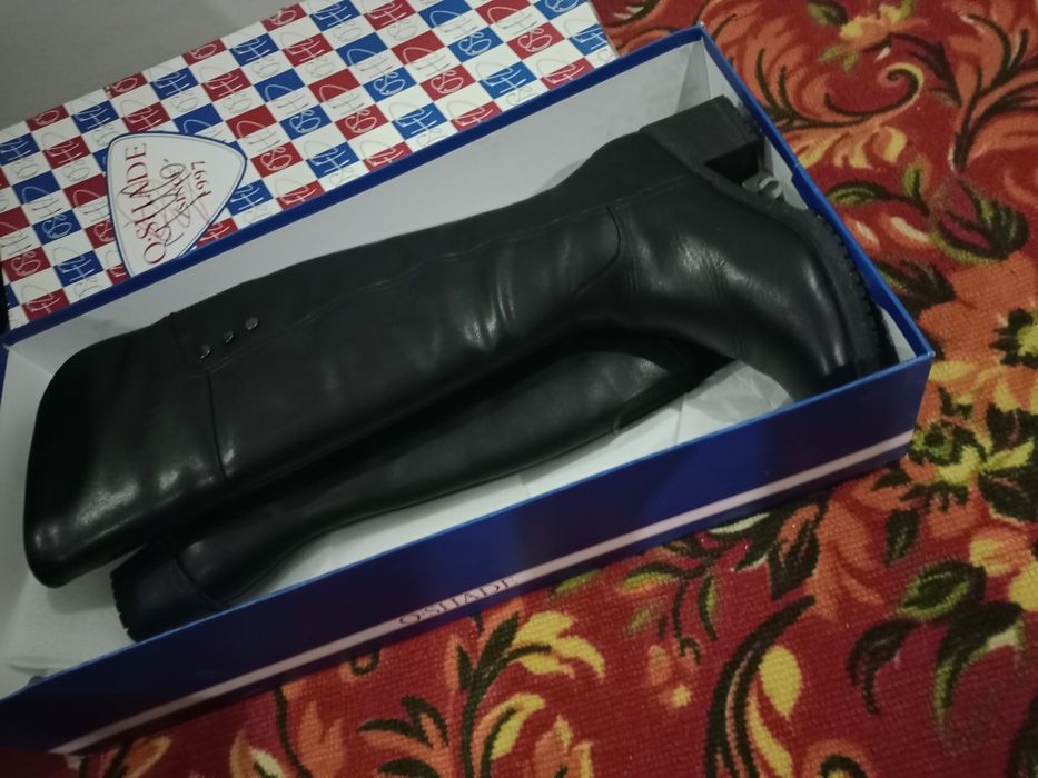 Сапогие зимние женские.