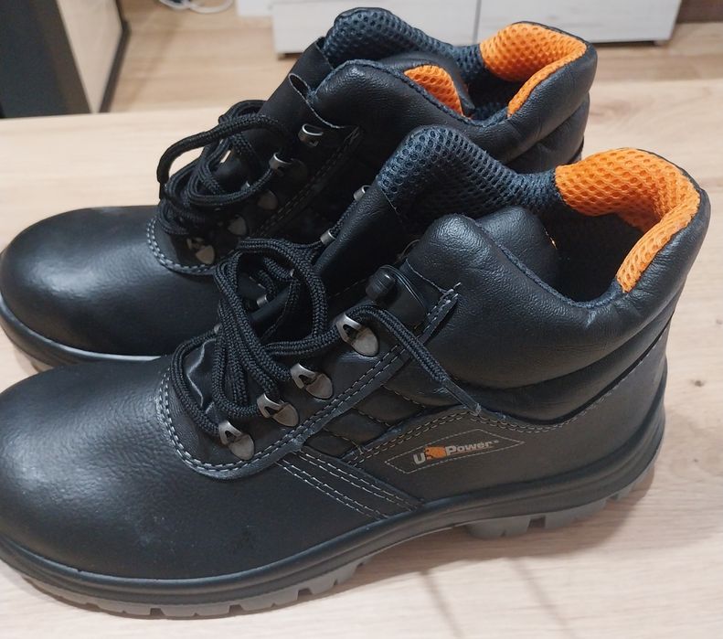 Работни Обувки 43 номер