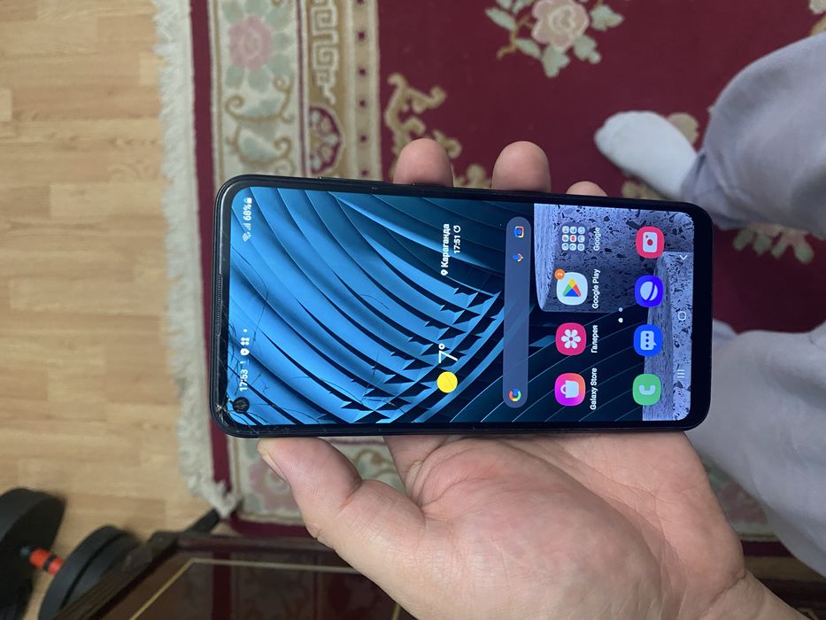 Продам Samsung Galaxy A11 и Nokia простушка