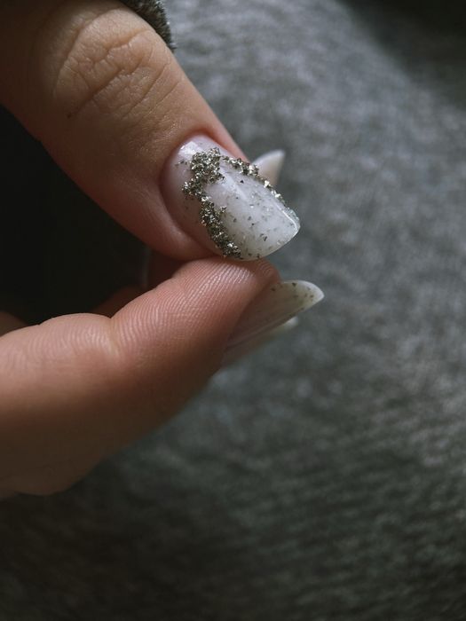 Cautam tehnician/ă de unghii talentata !