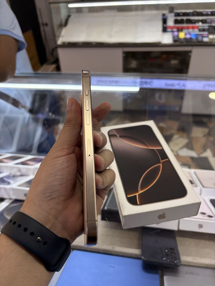 iPhone 16 Pro Max desert yengide
