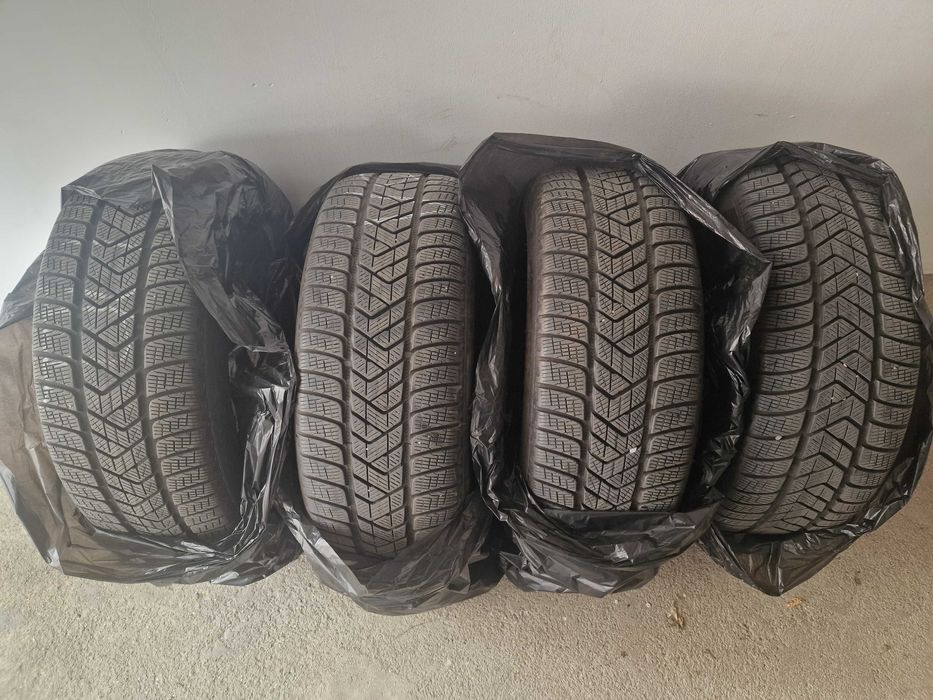Зимни гуми Pirelli 235 55 18