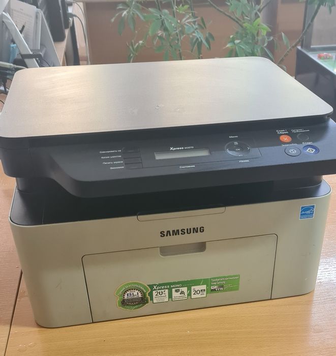 Принтер самсунг сотилади . Нархи 600000 сум