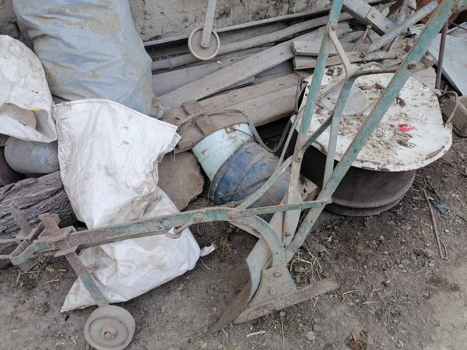 Ръчен плуг за оран