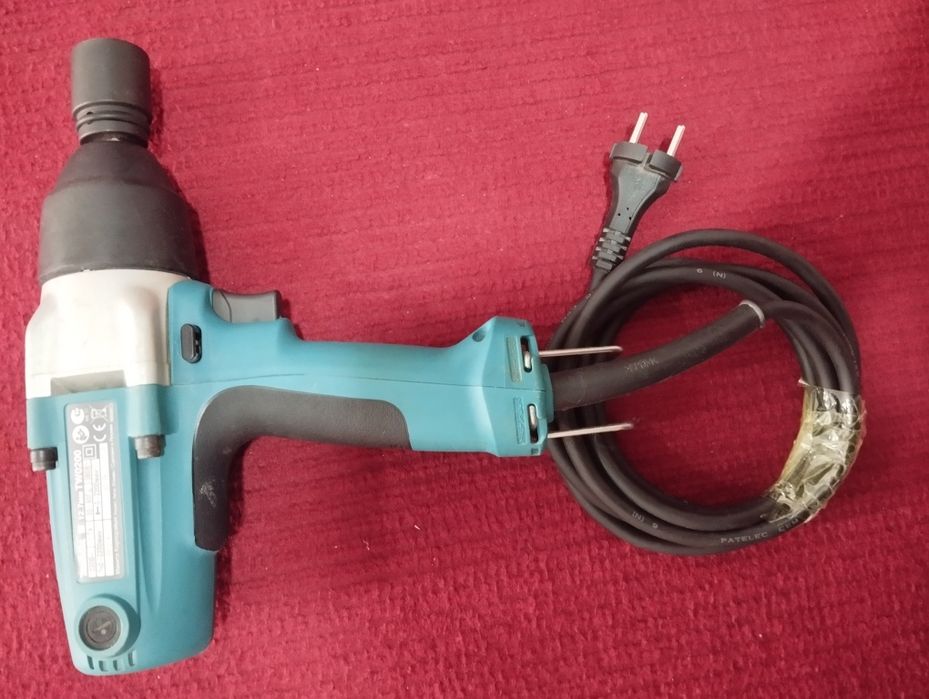 Гайковёрт Makita, 12.7 mm TW0200