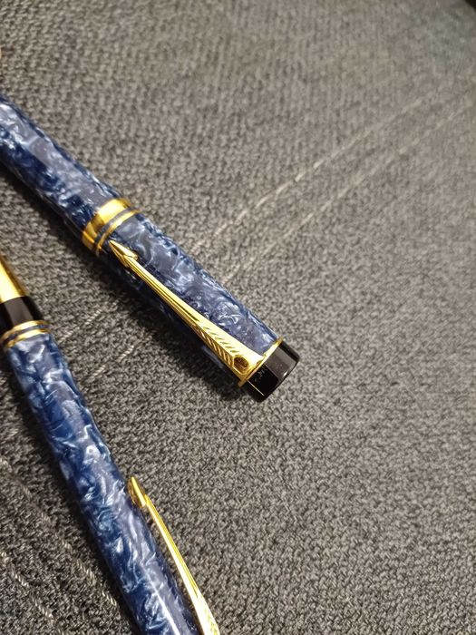 Set Parker stilou si parker penita 18k email