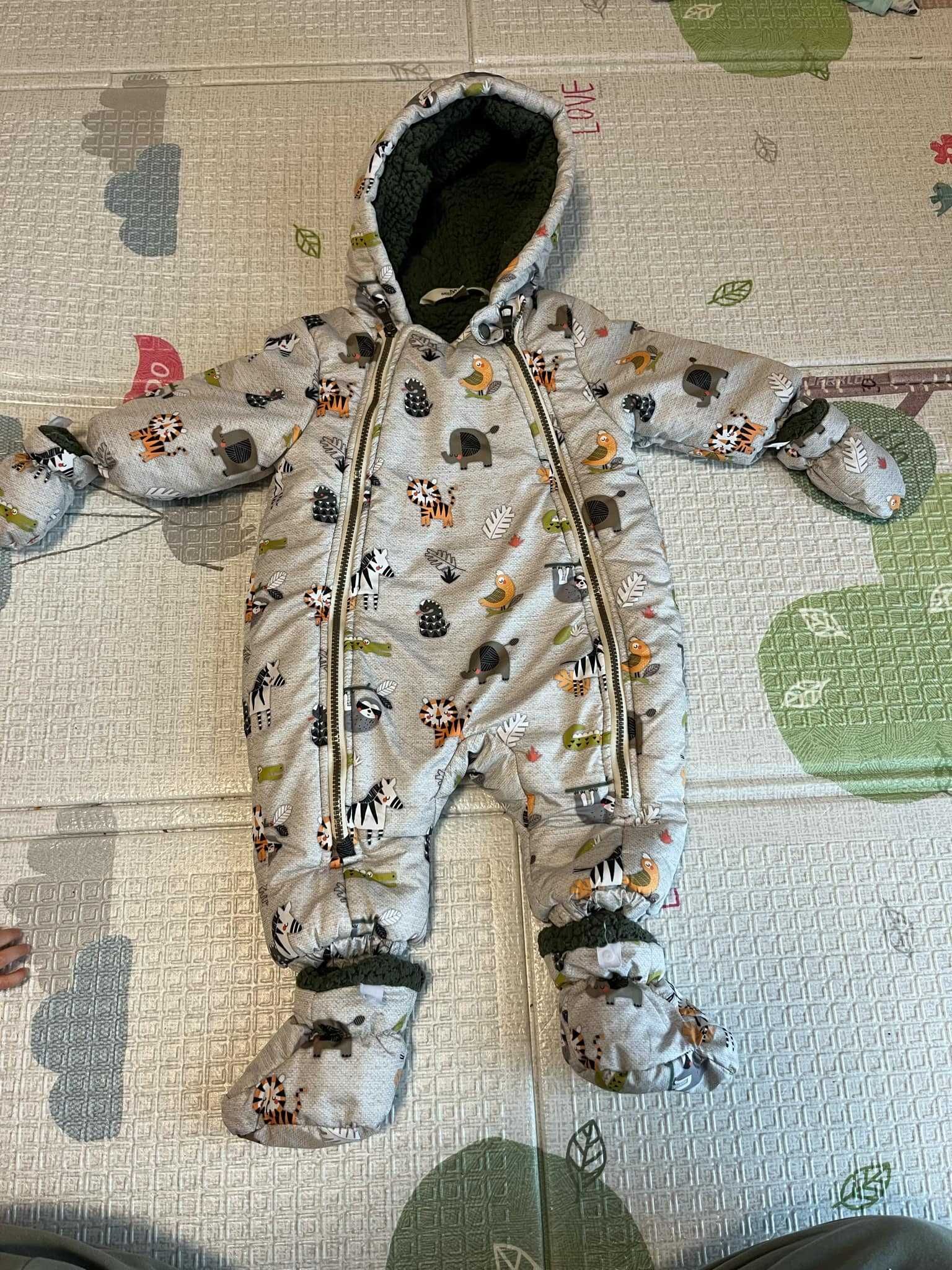 Зимен космонавт бебе