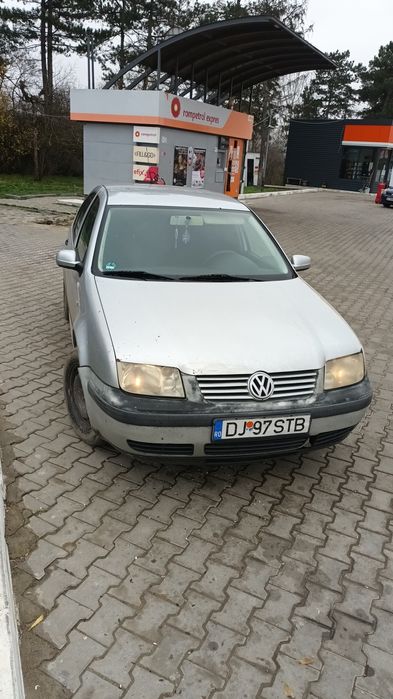 Vând vw bora 1.9 ajm 6 trepte