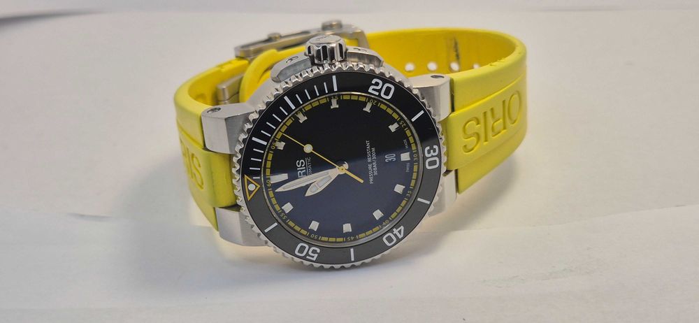 Oris Aquis Date 43