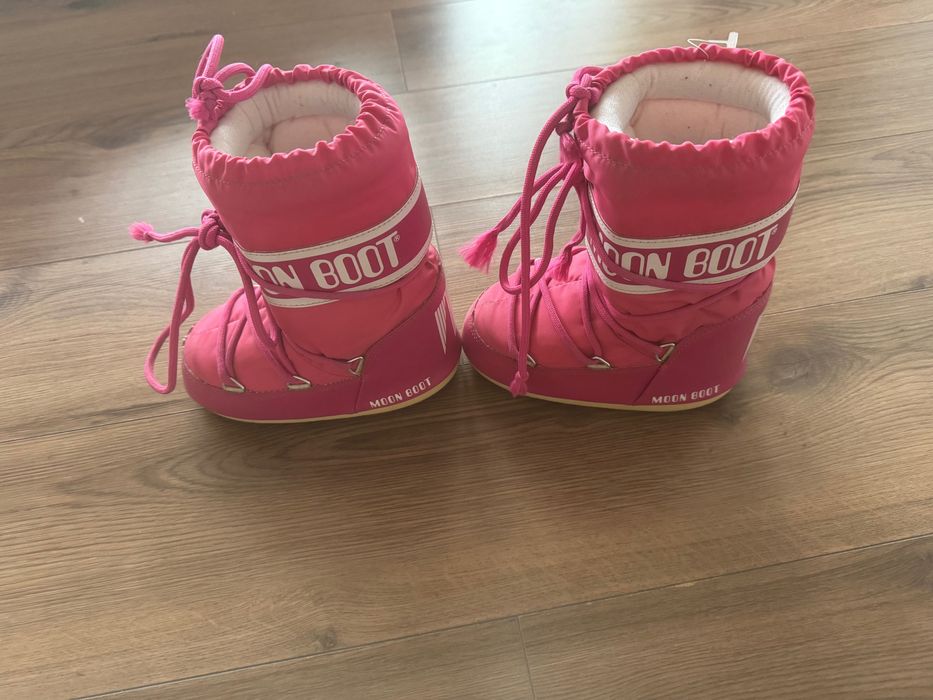 Апрески Moon boot