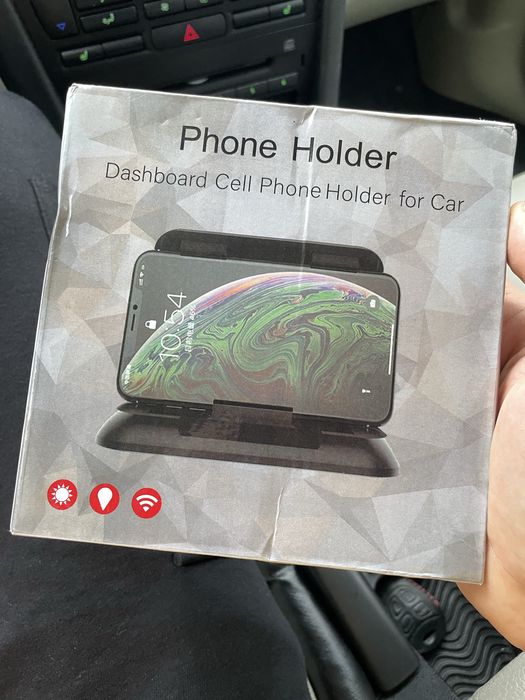 Phone holder за автомобил