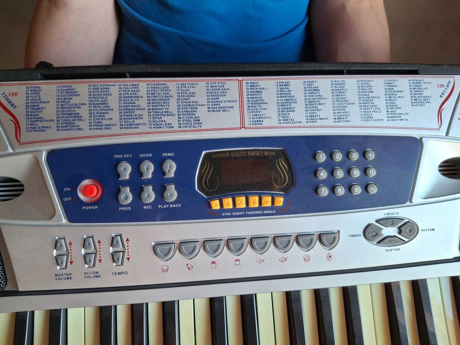 Синтезатор  KEY T 35 употребаван