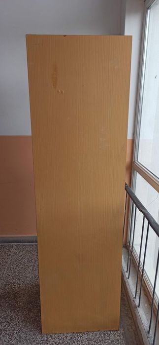 Шкаф за дрехи и съхранение