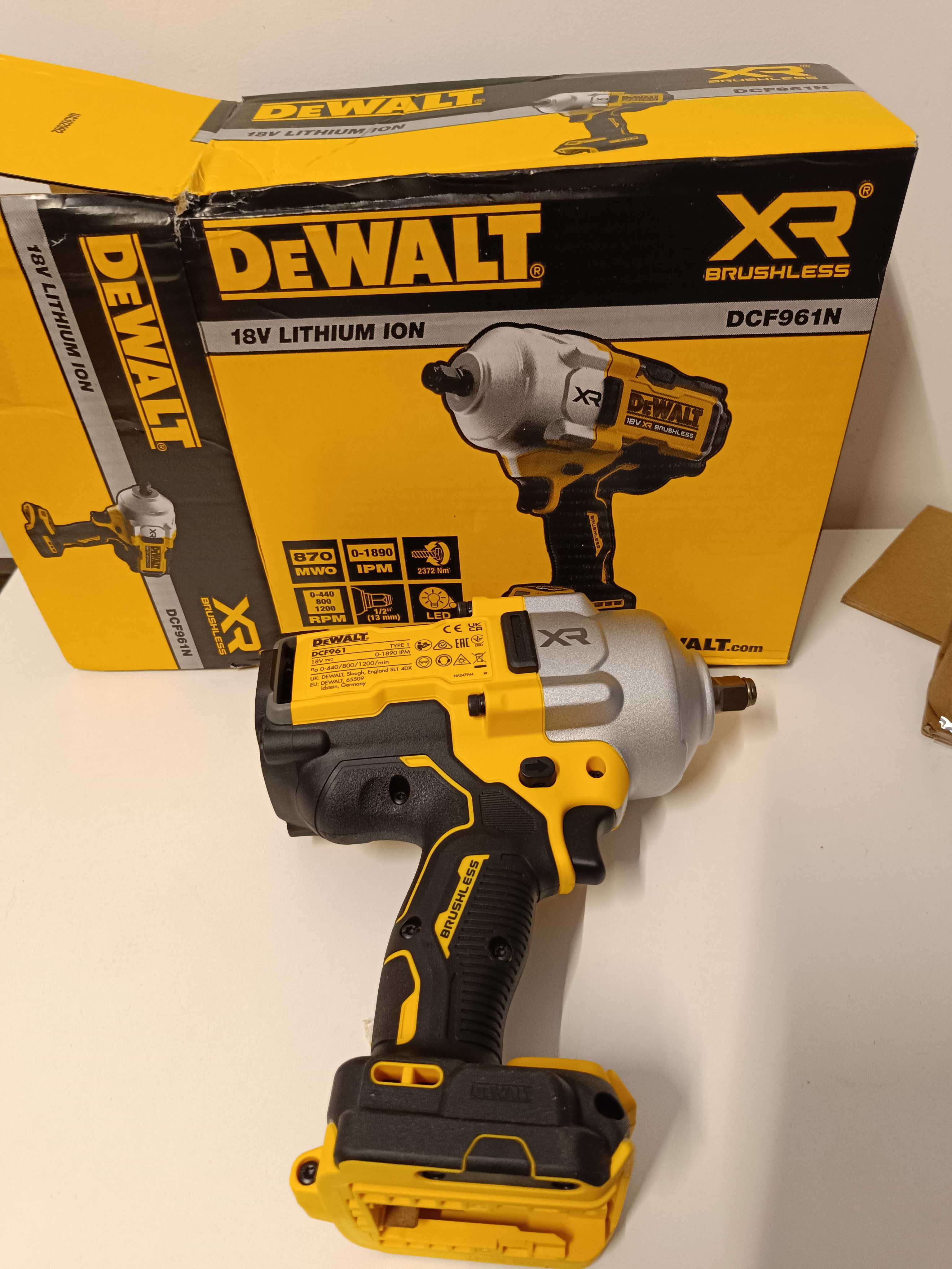 Pistol cu impact 1/2 Dewalt DCF961N