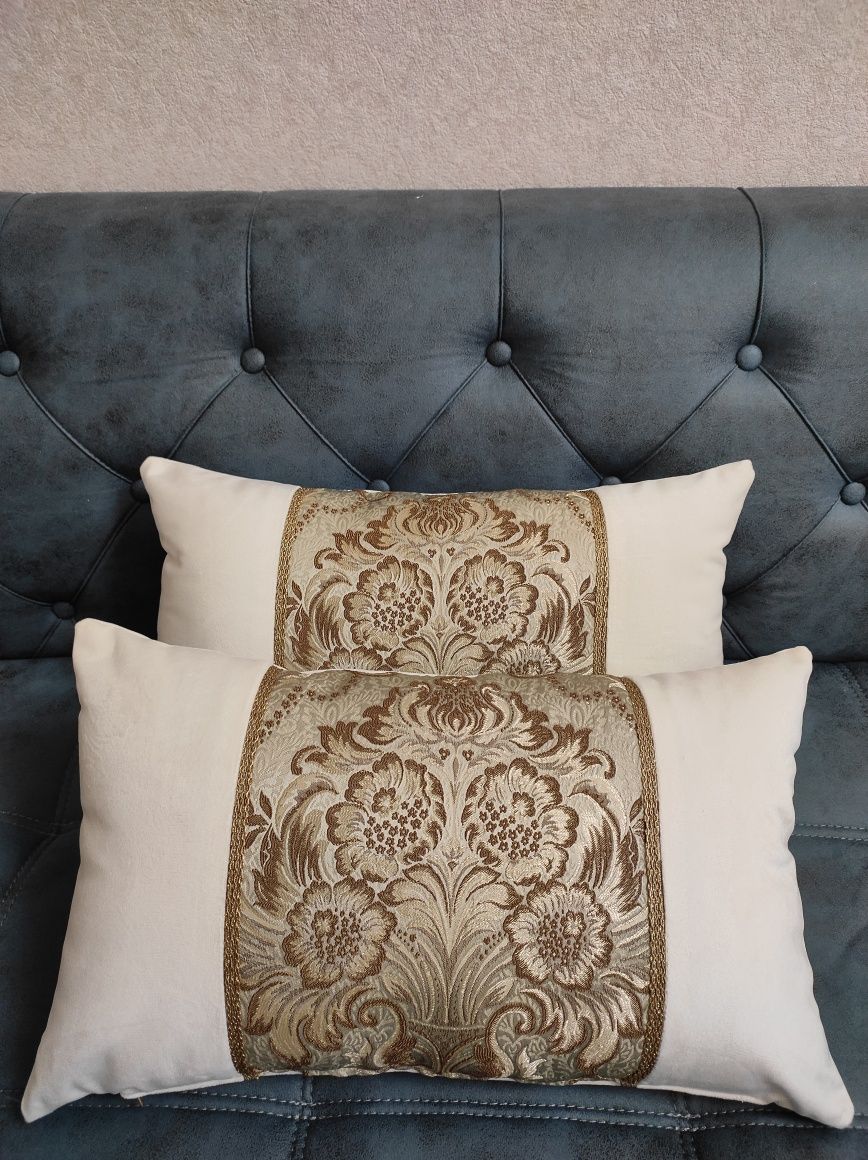 Продаются диванные подушки ЛЮКС качества.ткань Турция,на замке.