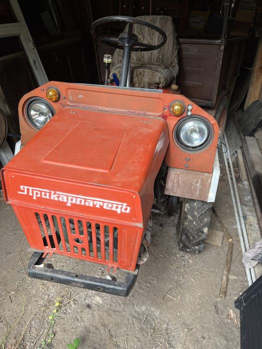 Vand tractor cu remorca basculanta