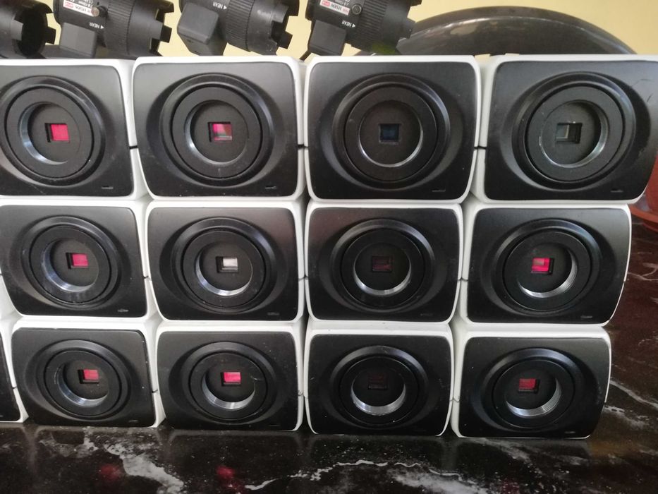 Lot 20 броя Hikvision network camera