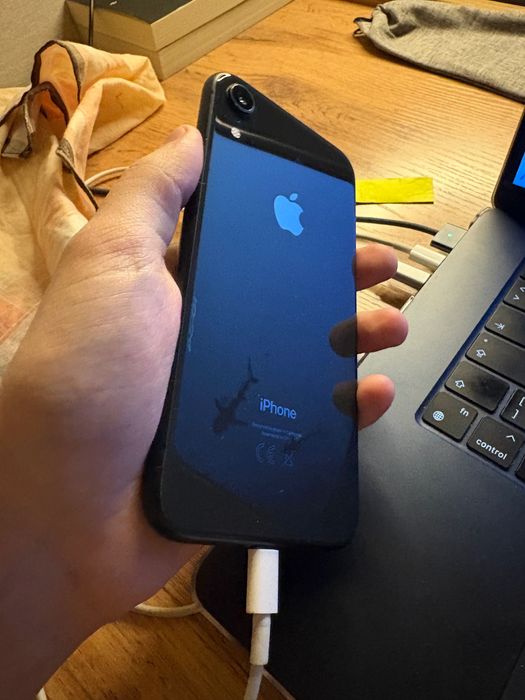 iPhone XR 64гб. Черный. Хорошее состояние